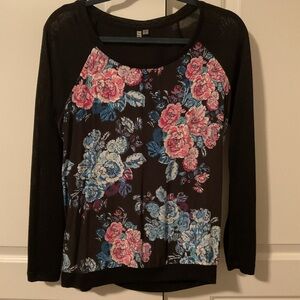 Stitch Fix Kut From The Kloth Benter Mixed Material Top Black Floral Medium
